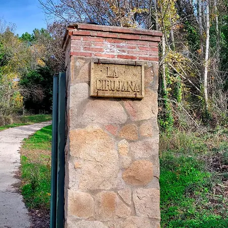 La Cirujana De Gredos בית נופש